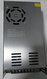 fuente metalica microperforada 30A con cooler